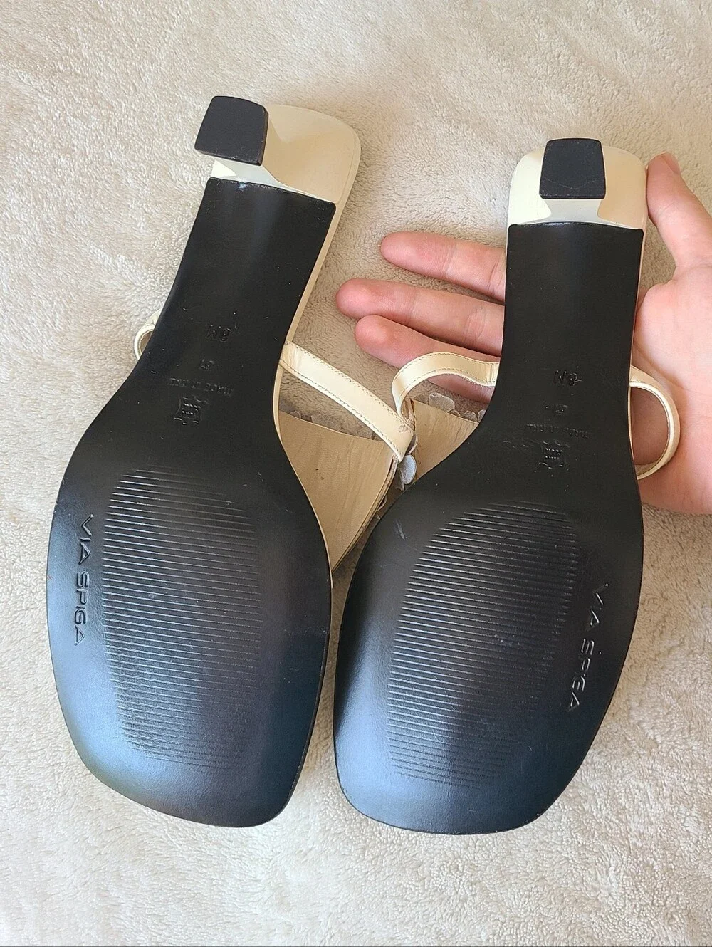 Via Spiga cream heeled