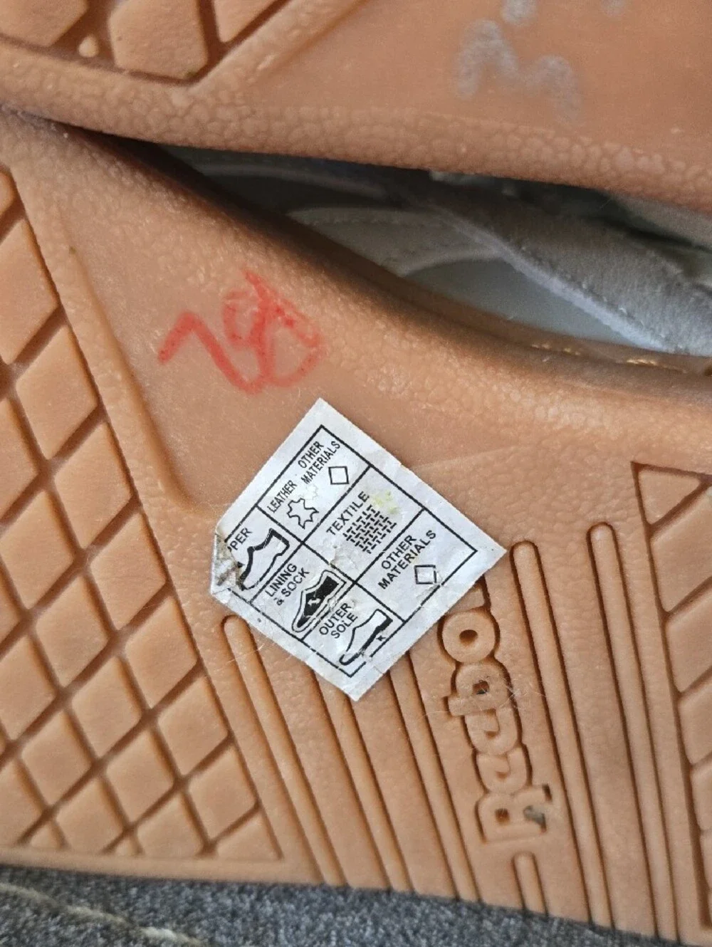 Reebok upper details