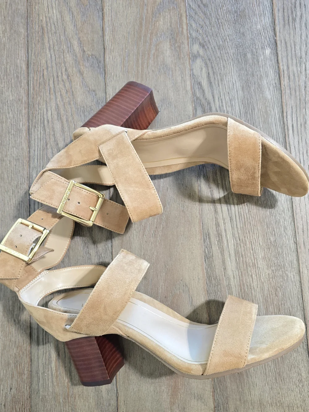 Vionic wedding career size