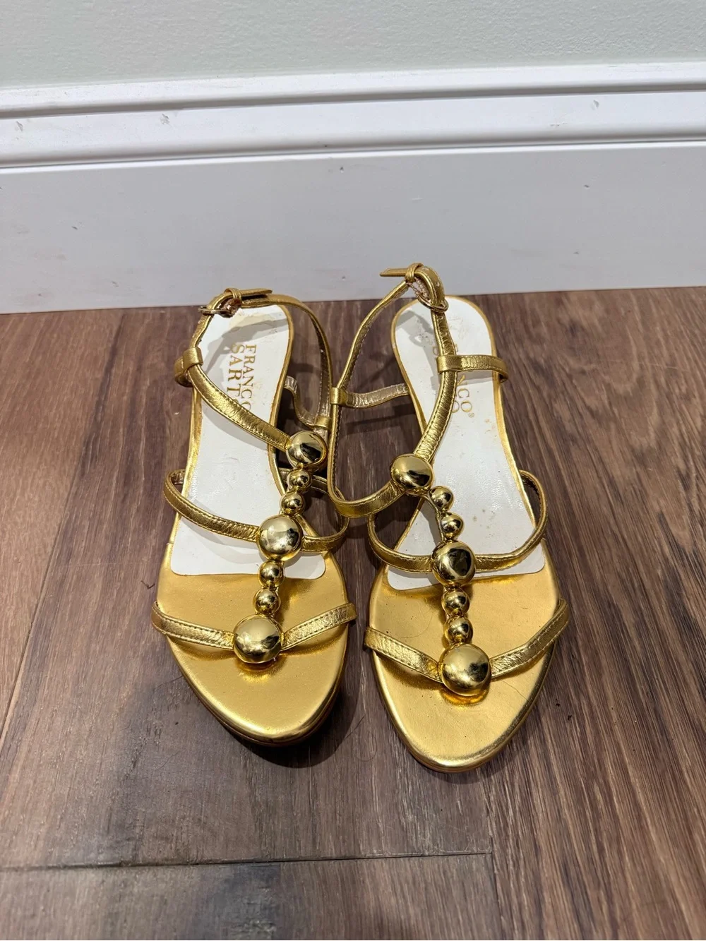 🔥Franco Sarto Women’s Gold Strappy Beaded  Sandals Size 5 EU🔥