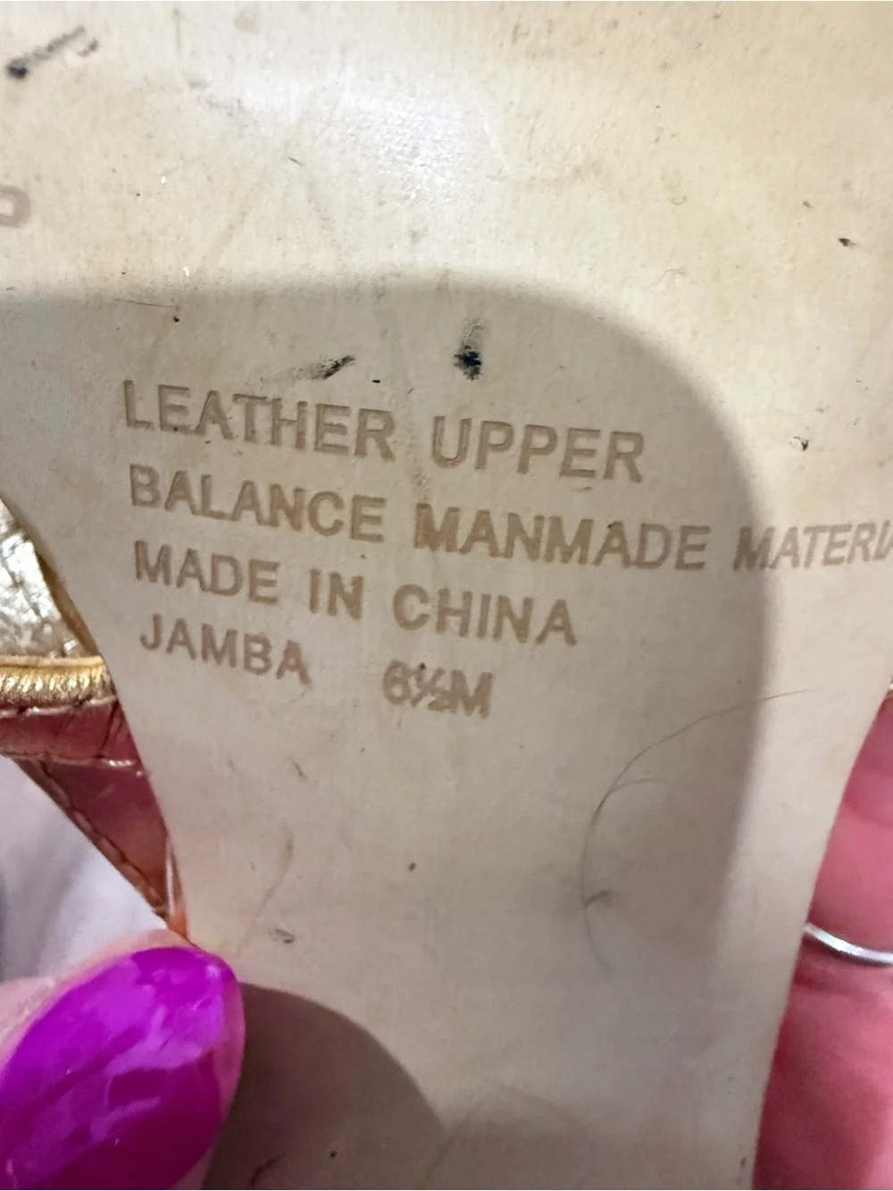 N/A elegant gold