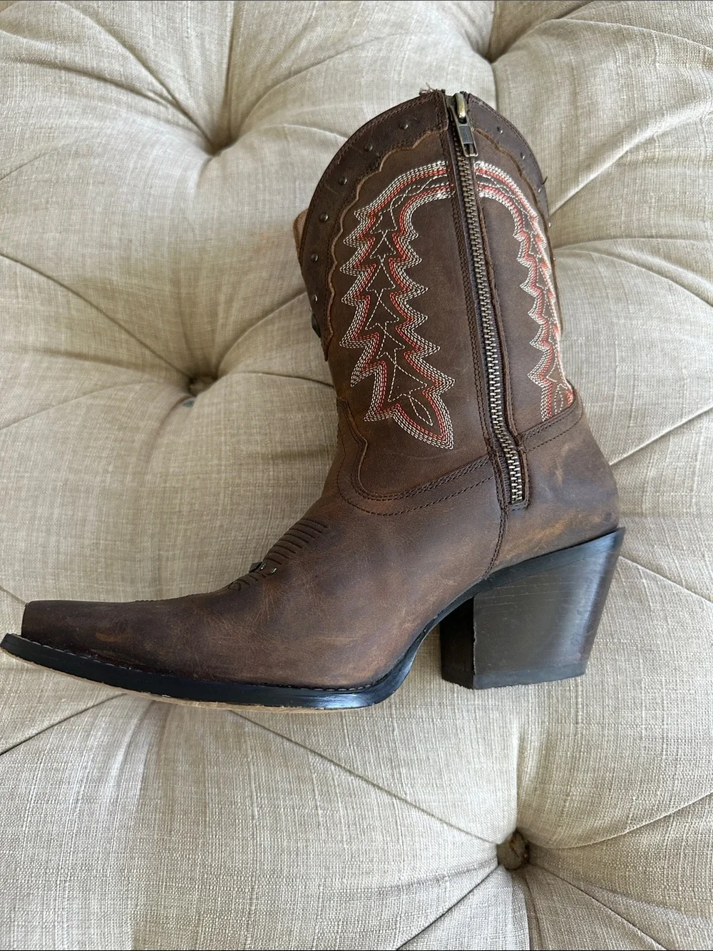 Durango accents heel shaft