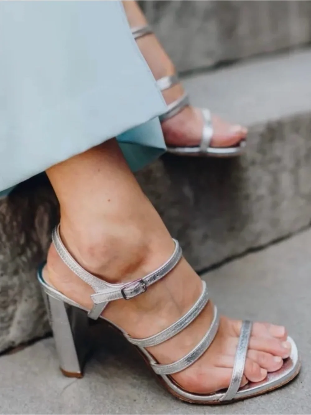 Inez sasha heel