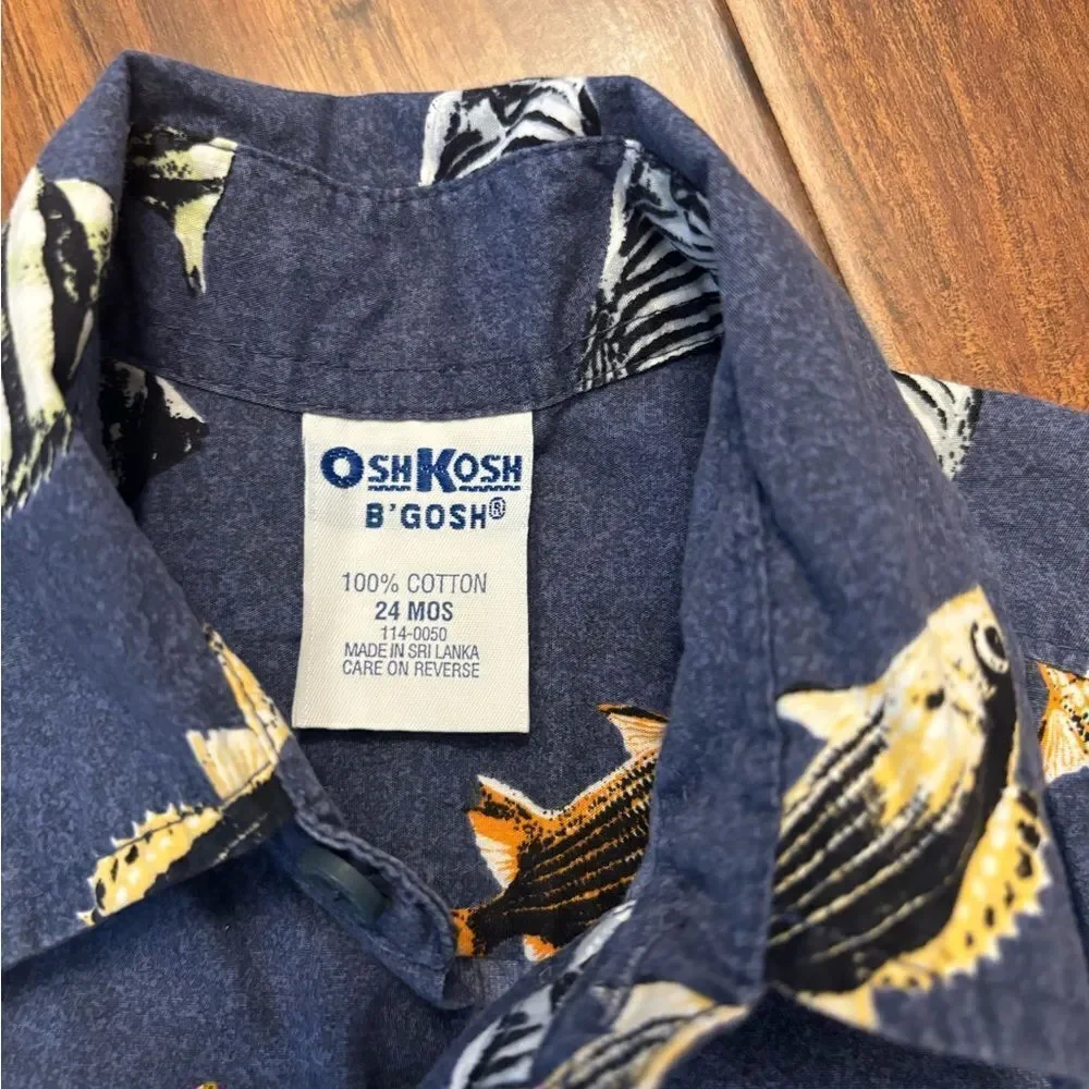 Osh Kosh B’Gosh vintage navy faded fish button down short sleeve collared shirt