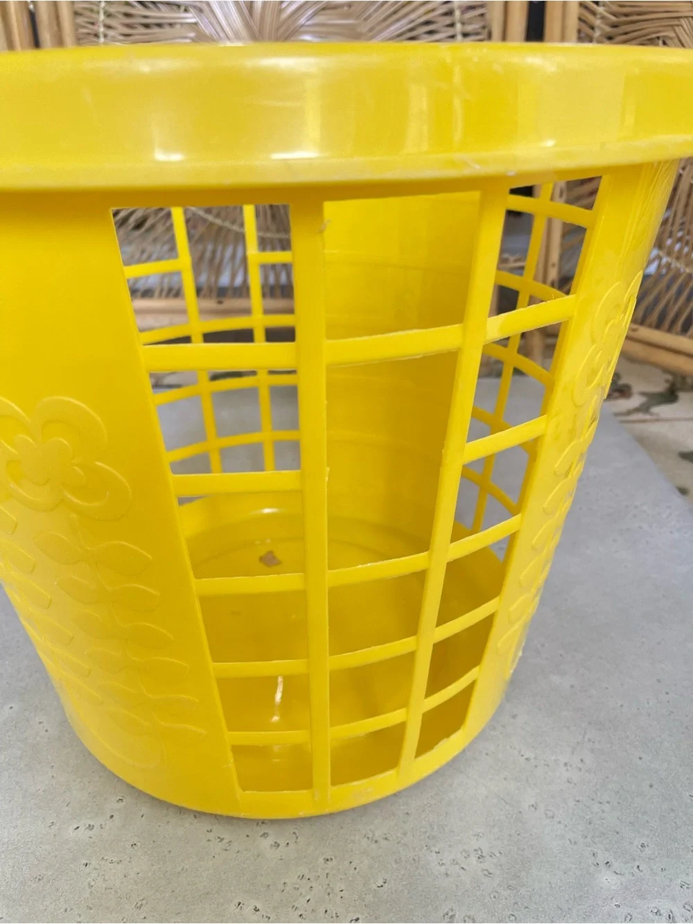 Vintage 70s Loma Yellow Plastic Laundry Basket Daisy Flowers Blossom Retro Decor
