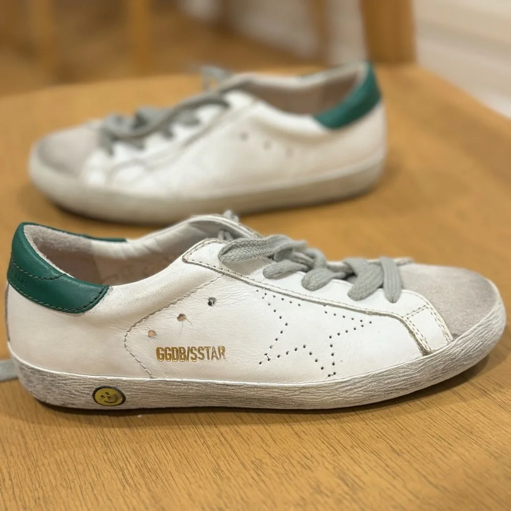 GOLDEN GOOSE | KIDS SUPERSTAR SNEAKER | Size 31