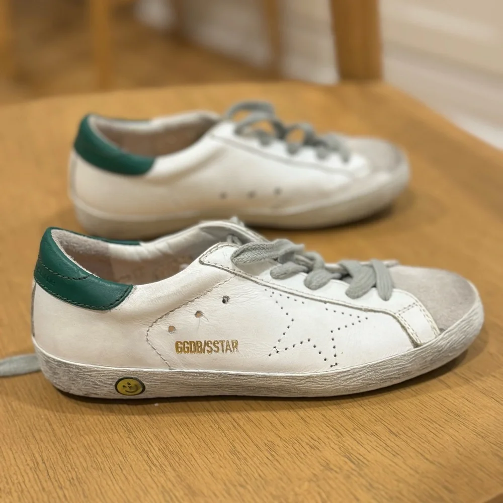 GOLDEN GOOSE | KIDS SUPERSTAR SNEAKER | Size 31