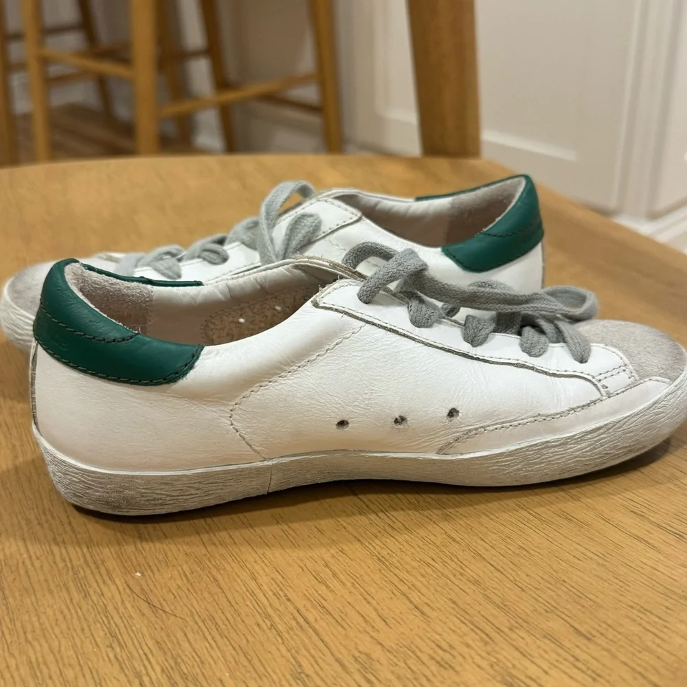 GOLDEN GOOSE | KIDS SUPERSTAR SNEAKER | Size 31