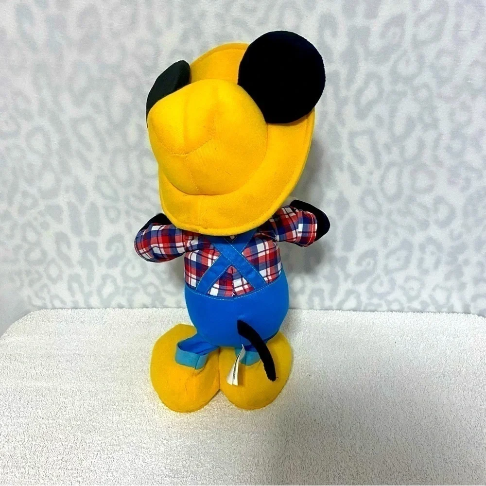 Disney questions leave