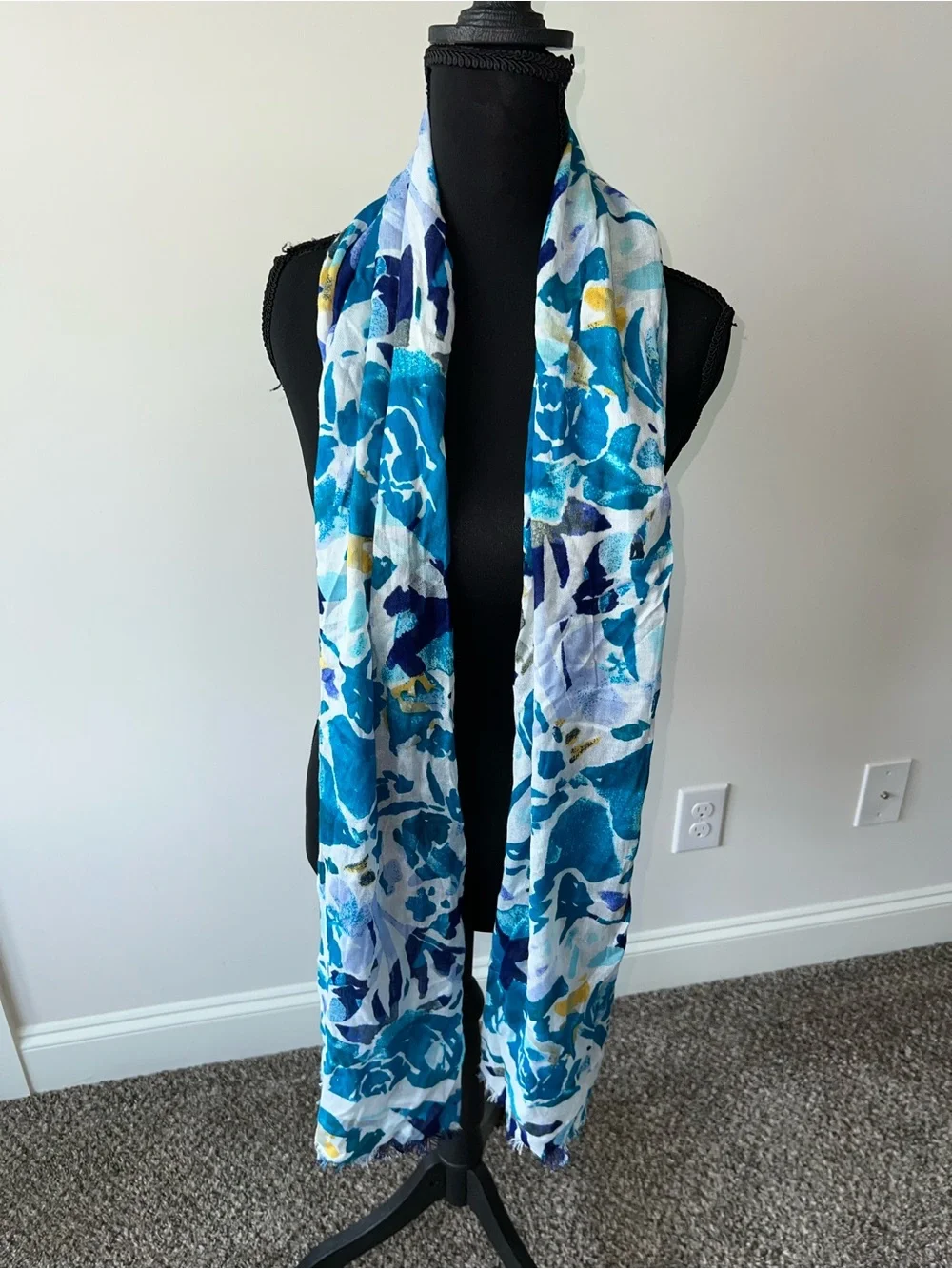 Chico's Blue Floral Lightweight Modal Silk Scarf Resortwear