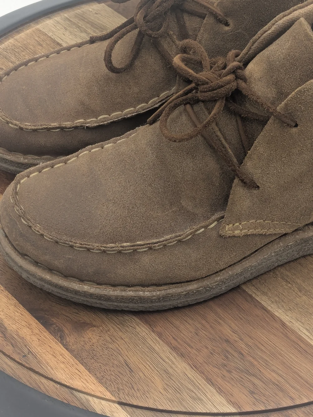 Born classic suede
