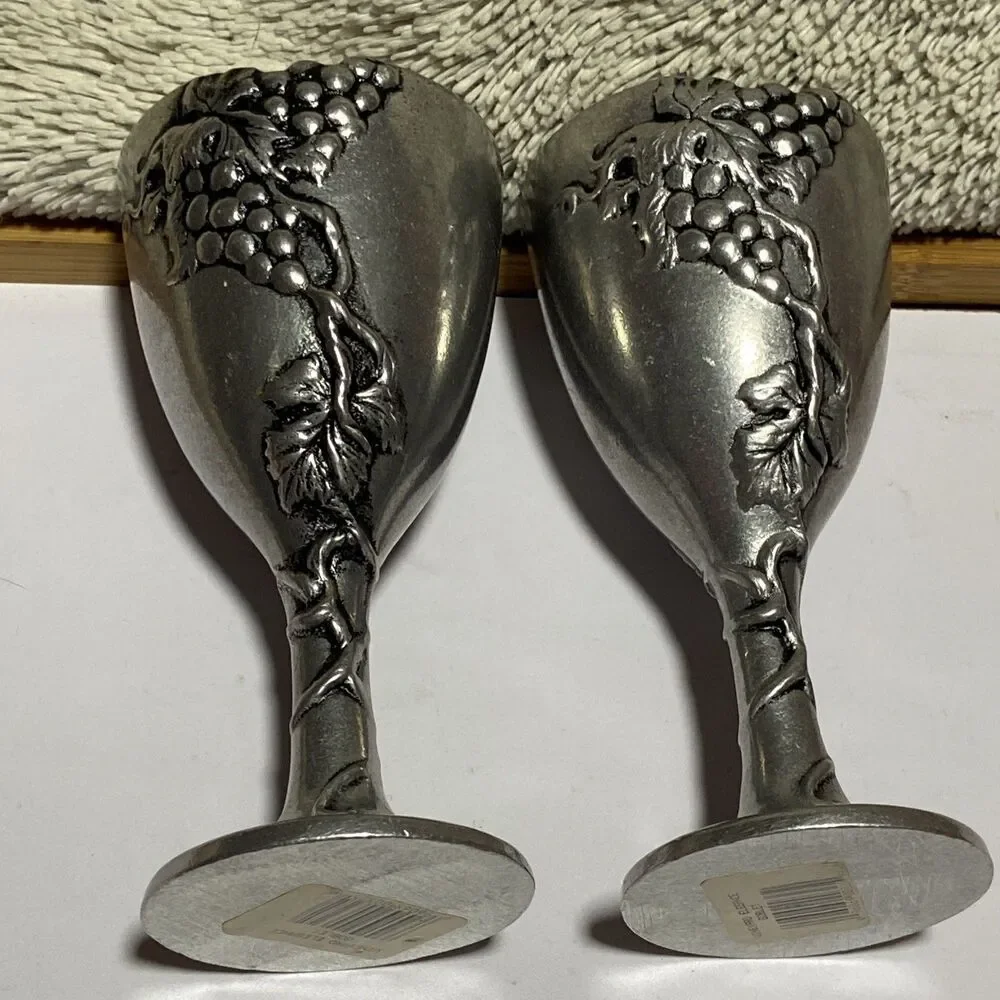 Set of 2 Goblets Vineyard Elegance renaissance ￼festival ￼vintage pewter new