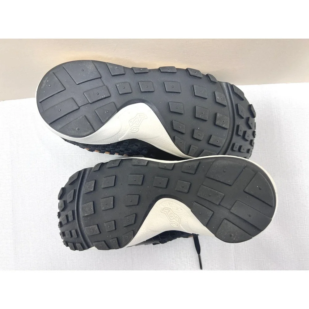 Nike air footscape