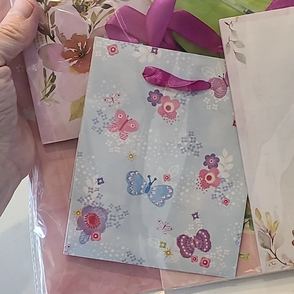 Gift Bag Card Bundle