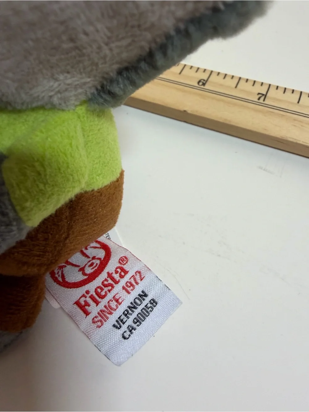 Fiesta plush magnetic