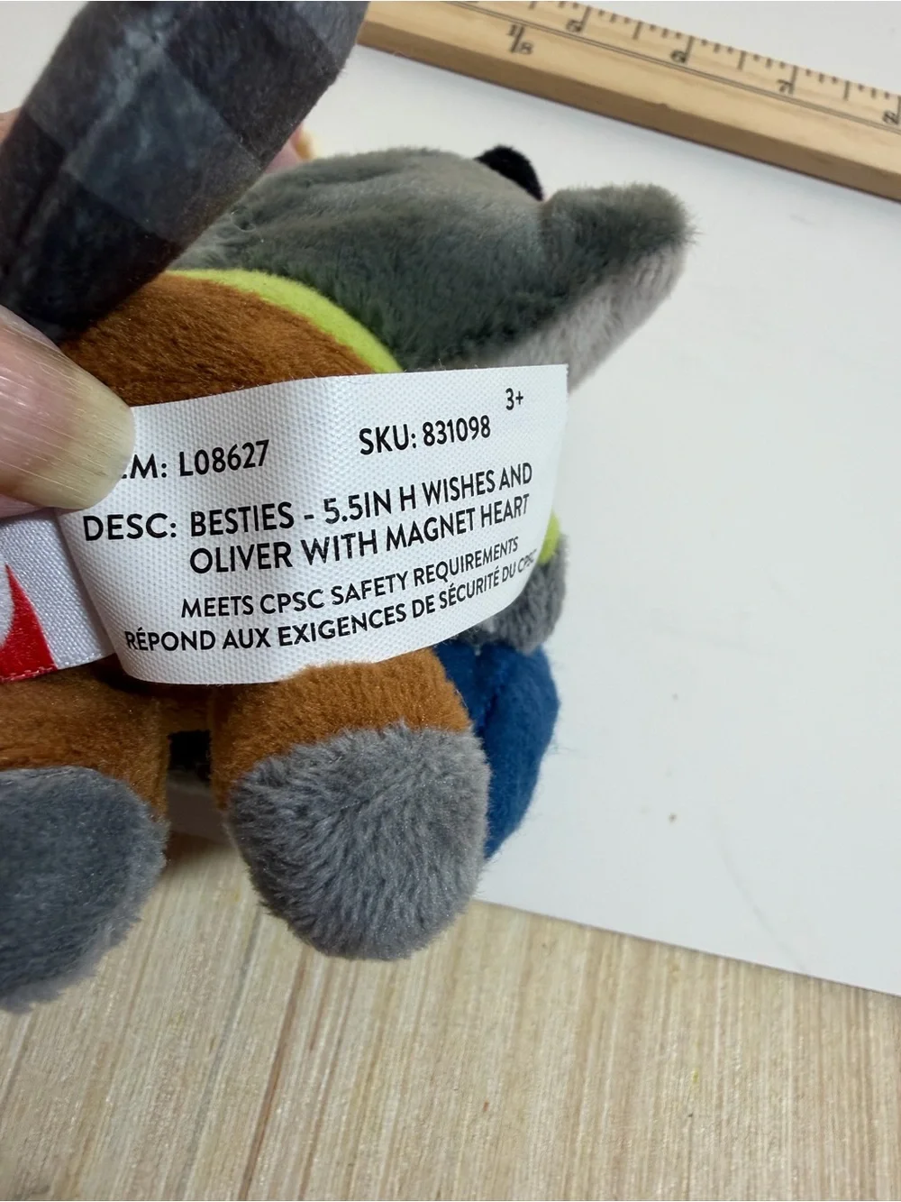 Fiesta plush magnetic