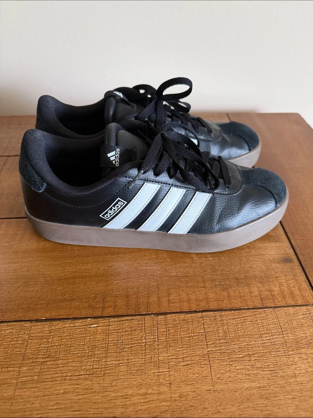 adidas top white