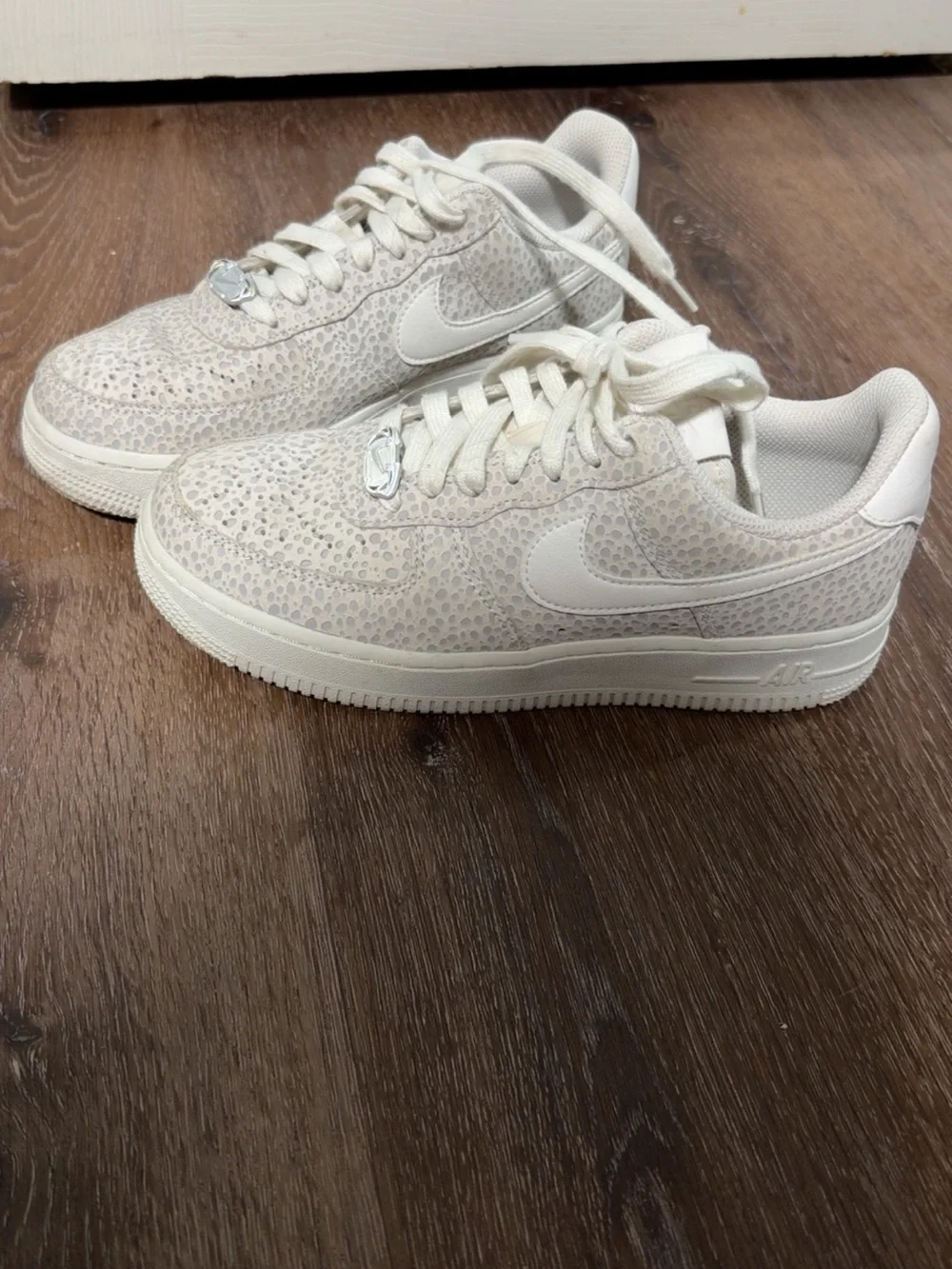 Nike low top