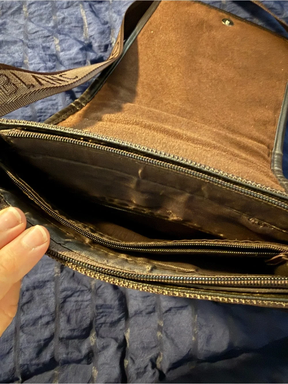 Montblanc compact messenger