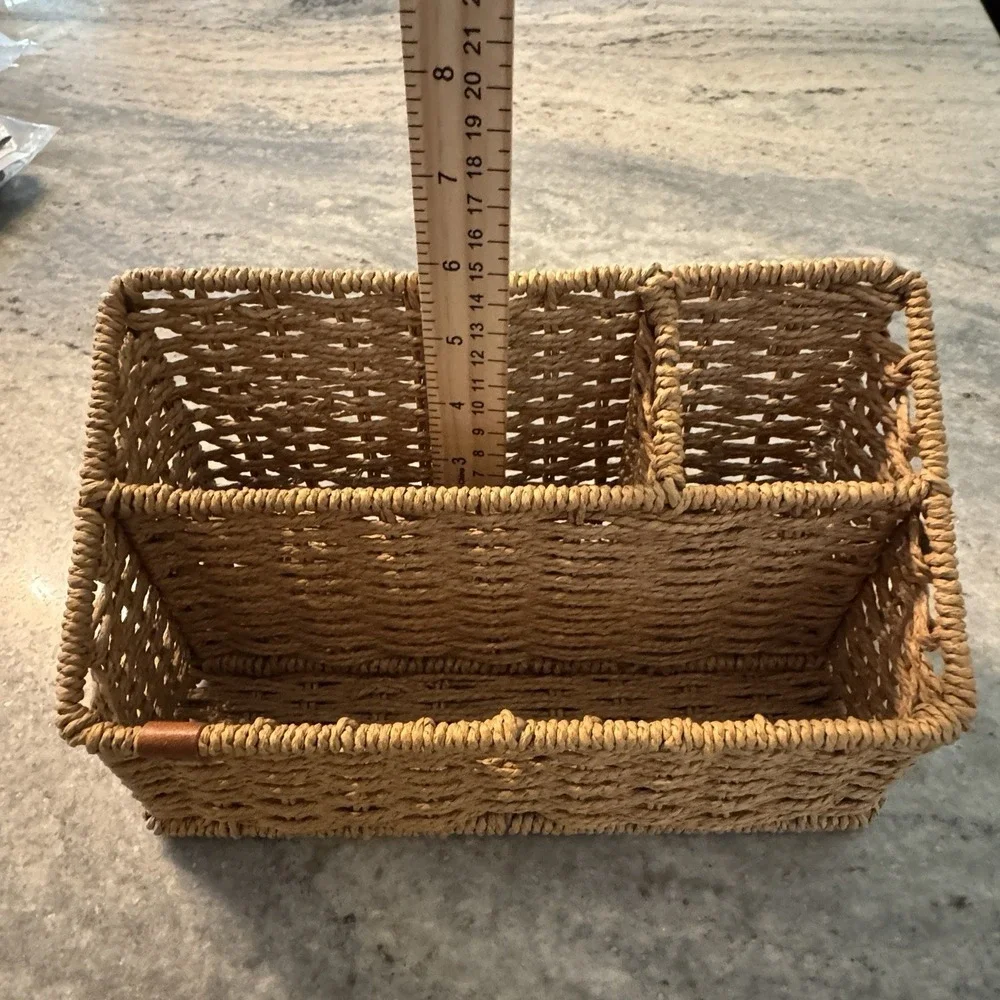 N/A brown wicker