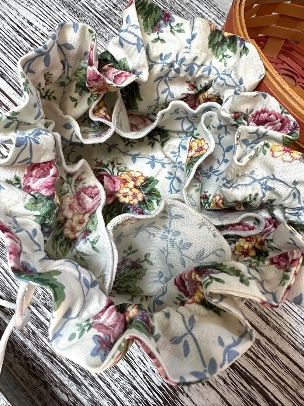 Longaberger 1998 Happy Mother’s Day Basket w/ Floral Fabric Liner & Tie On