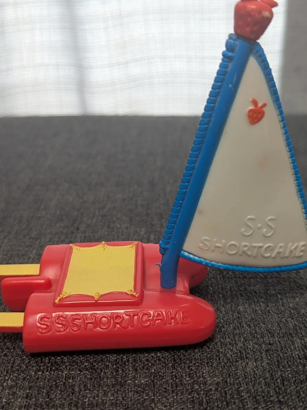 Vtg 1980's Lot of 3 PVC Set Strawberry Shortcake Custard Cat Figures Sailboat