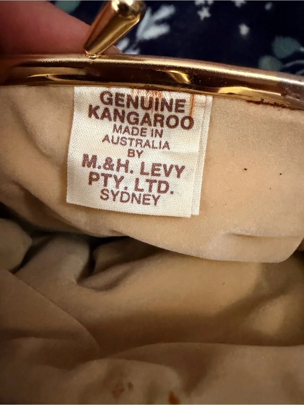 M&H vintage kangaroo