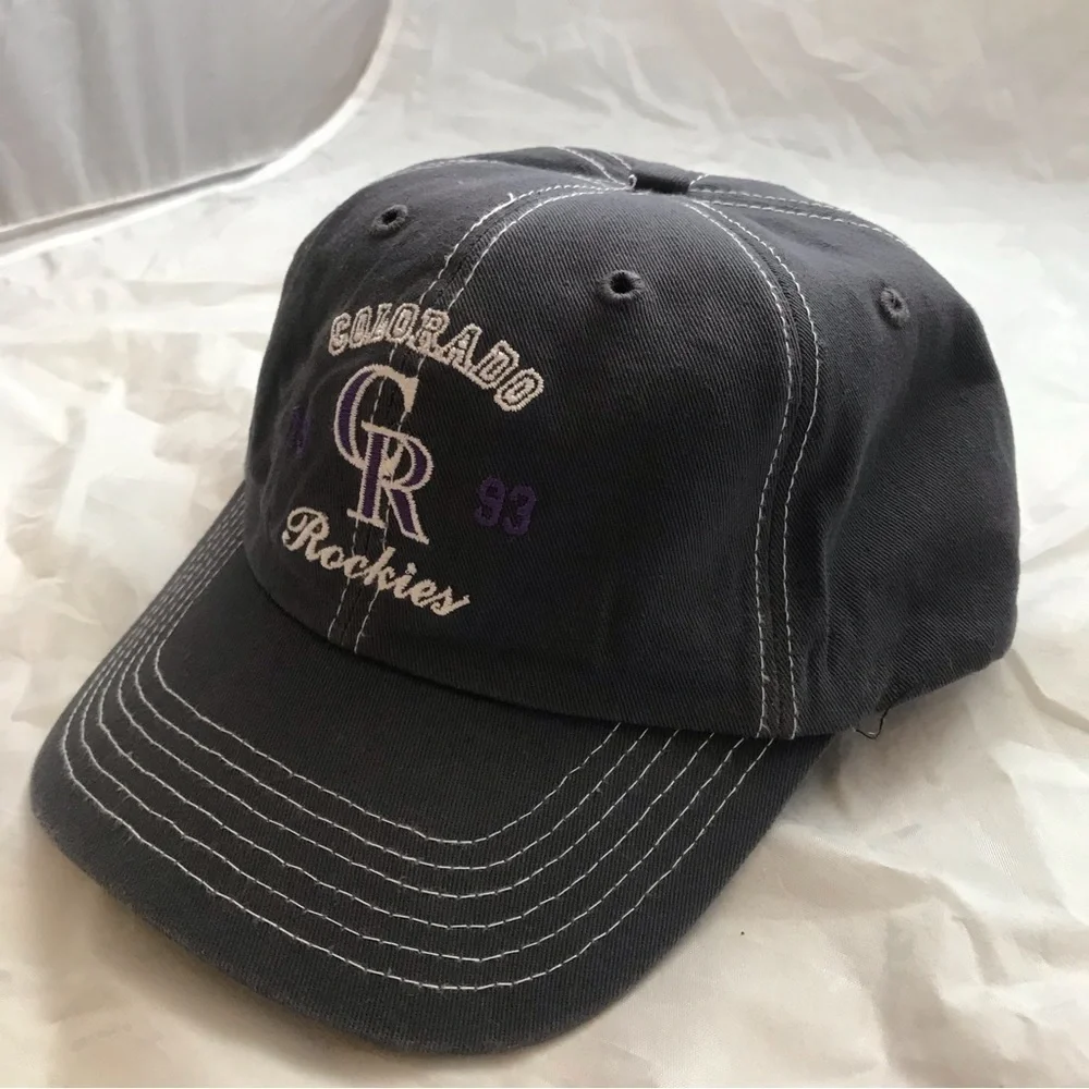 fan favorite adjustable hat
