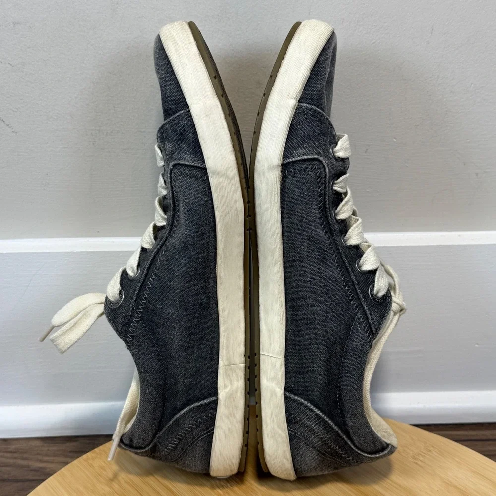 Taos Footwear step into