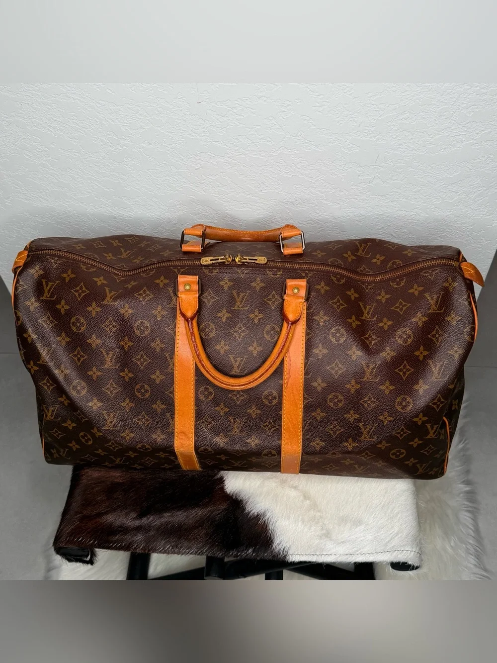 Authentic Louis Vuitton Vintage Monogram Keepall 55 Duffle Bag M41424|SN: MI874