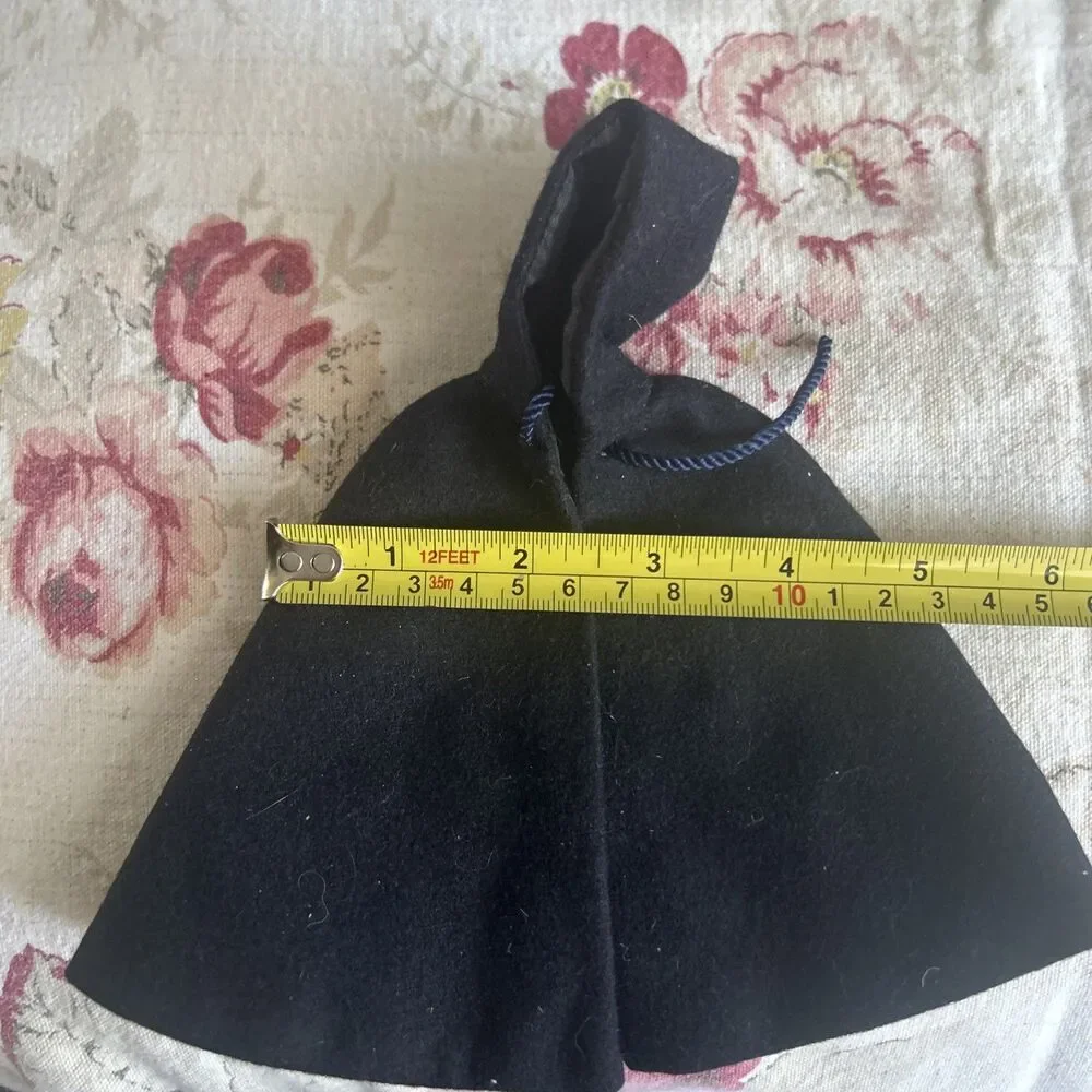 N/A inch doll