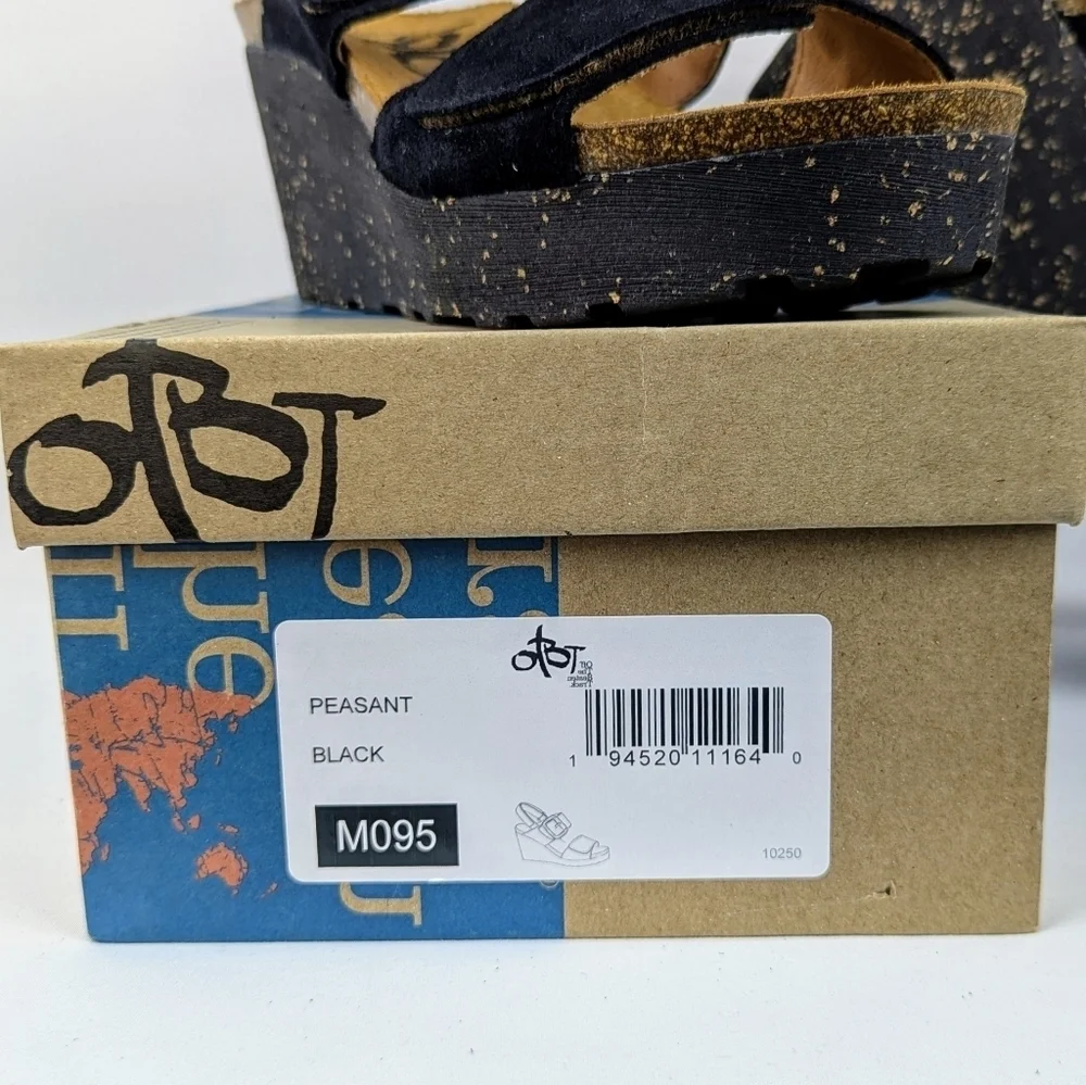 OTBT suede upper