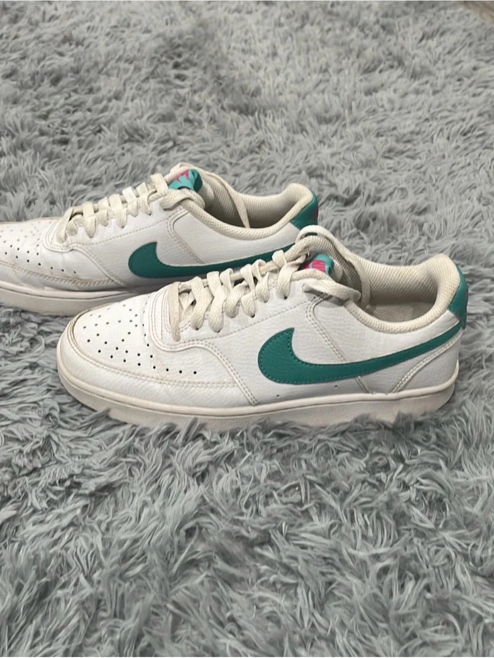 Nike Women's White Sneaker