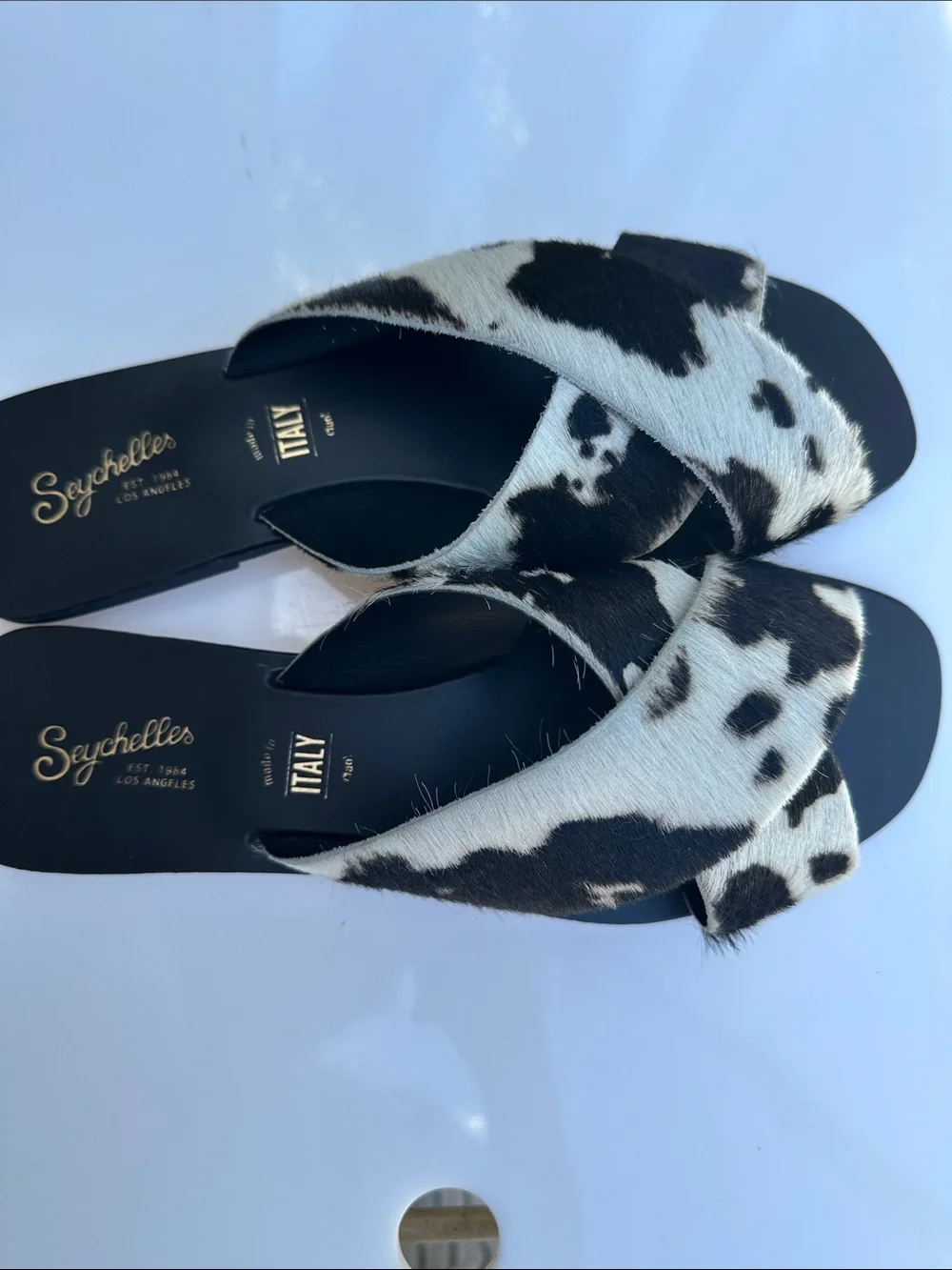 Seychelles spotted black casual