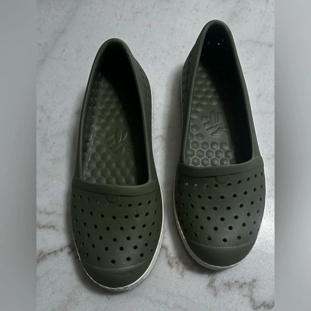 N/A stylish comfortable
