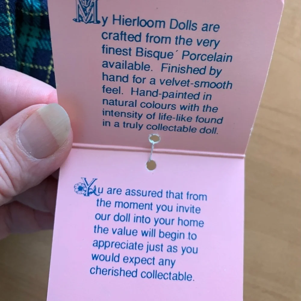 New vintage Dolls Marian Yu Designs 1987 Hierloom porcelain original box