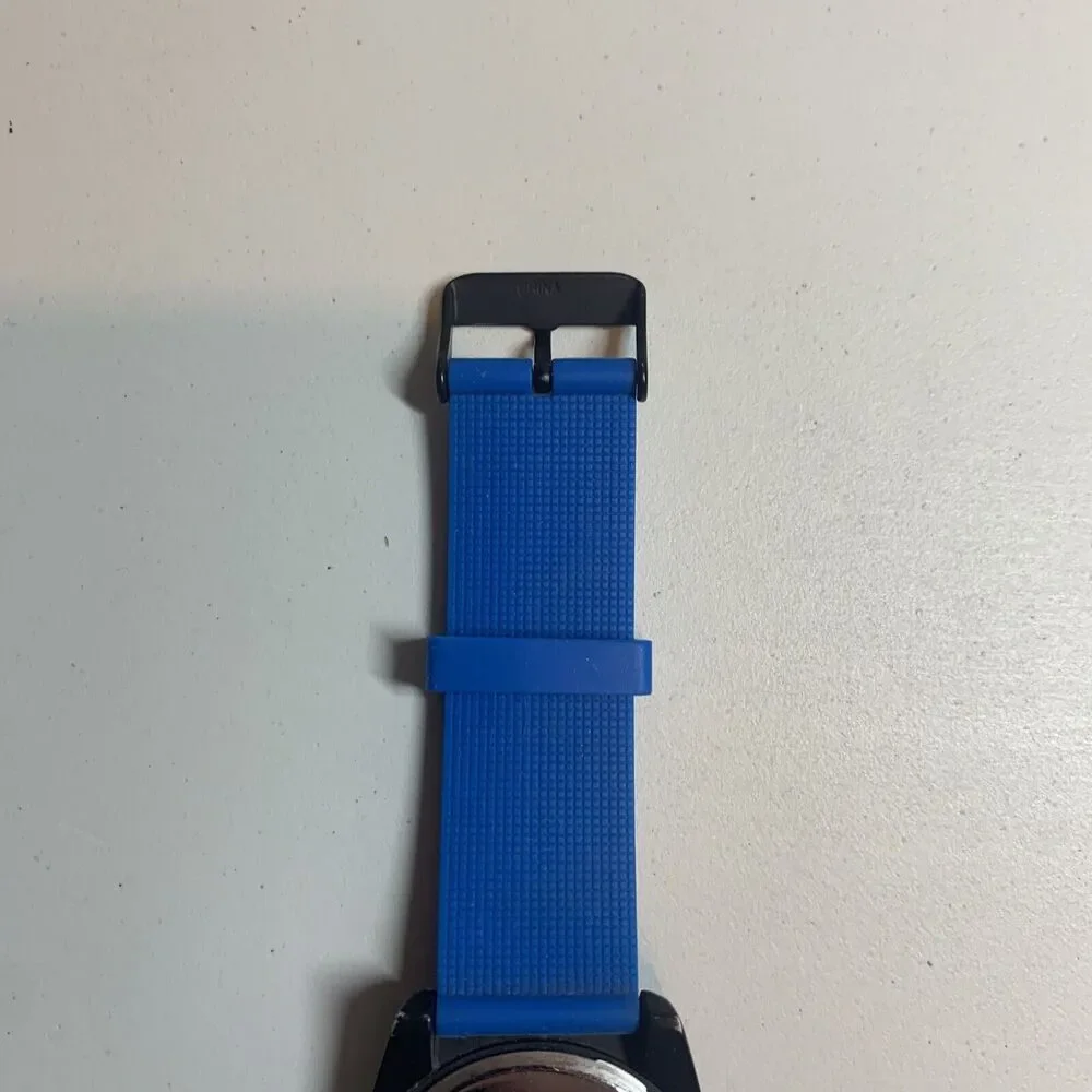 Men's Marvel Comics CAPTAIN AMERICA Red/White/Blue Shield Watch, Black Case
