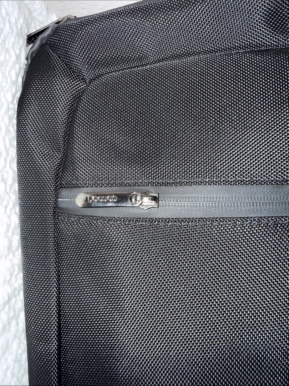 Cocoon sleek black