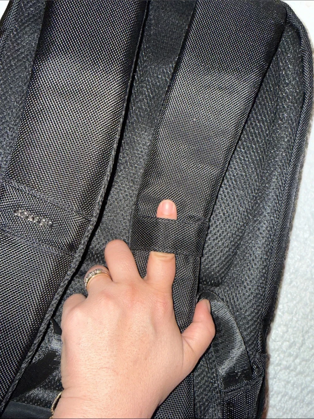 Cocoon sleek black