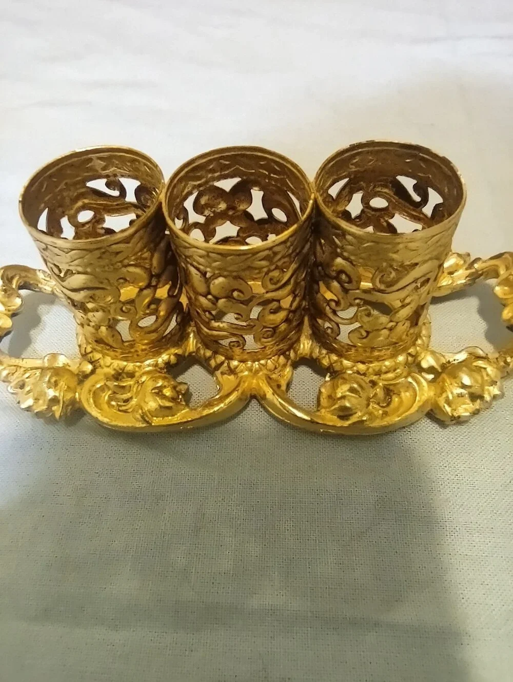 vintage Stylebuilt gold filigree Vanity lipstick holder