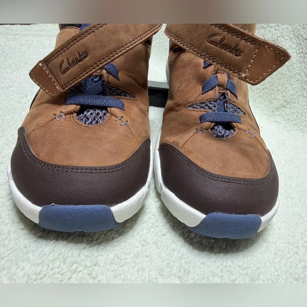 Clarks Boys size 5 Casual Boots - Tri Mimo Kid Tan