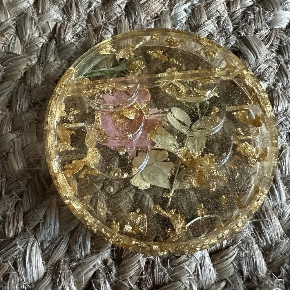 The Unbranded Brand handmade resin
