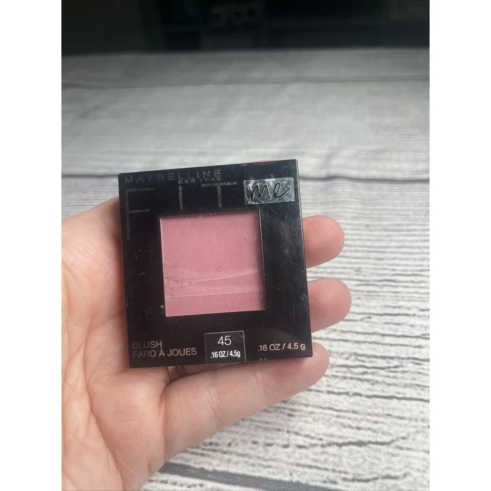 Maybelline sealed makeup does
