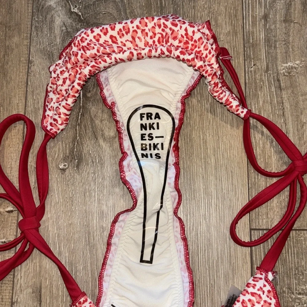 Frankies Bikinis pink by