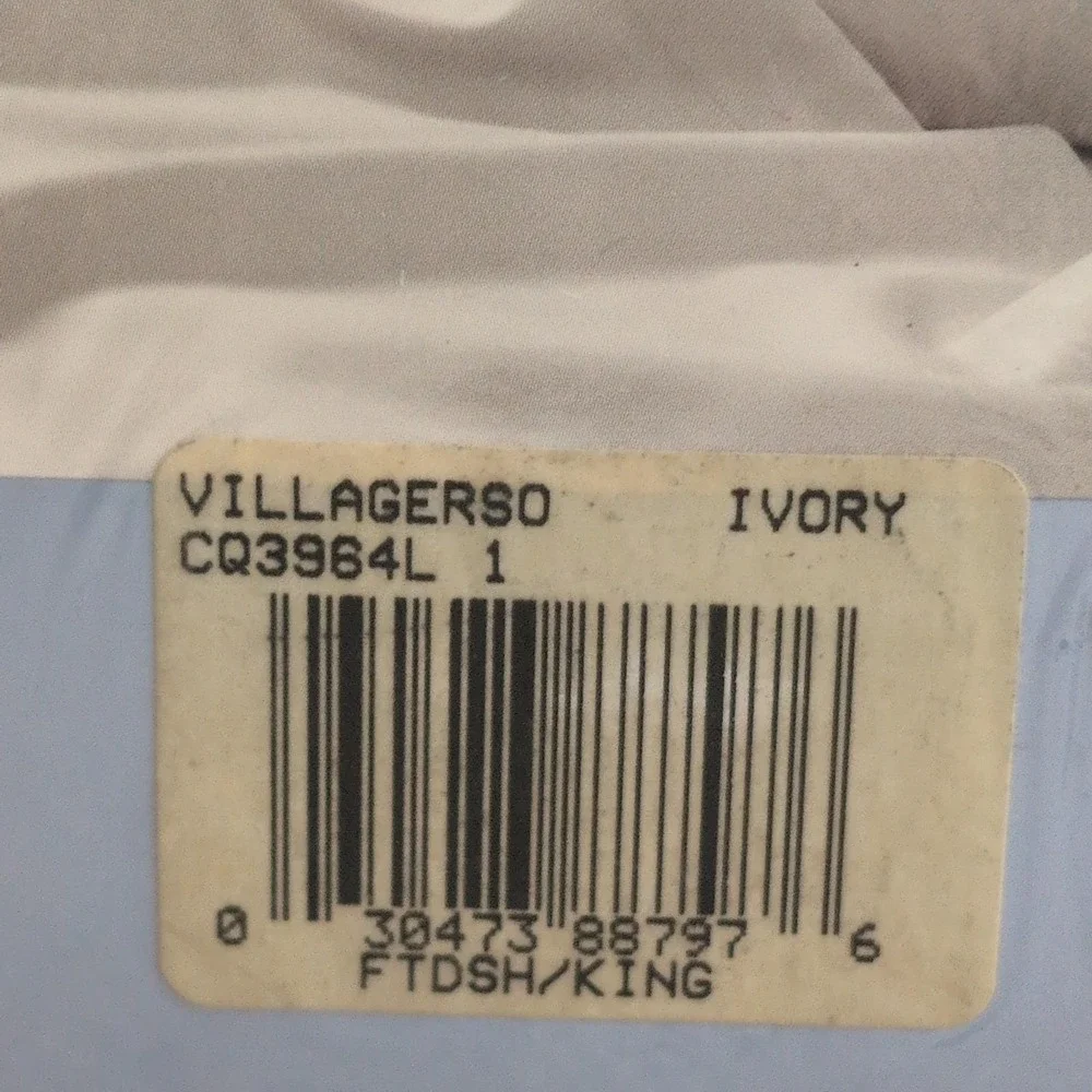 Vintage Villager Fitted Sheet King Ivory Carefree Comfort 200TC Liz Claiborne