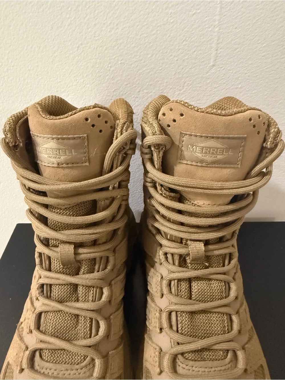 NWOT Merrell Strongfield Tactical Boot - Tan-size men’s 6.5/women’s 8