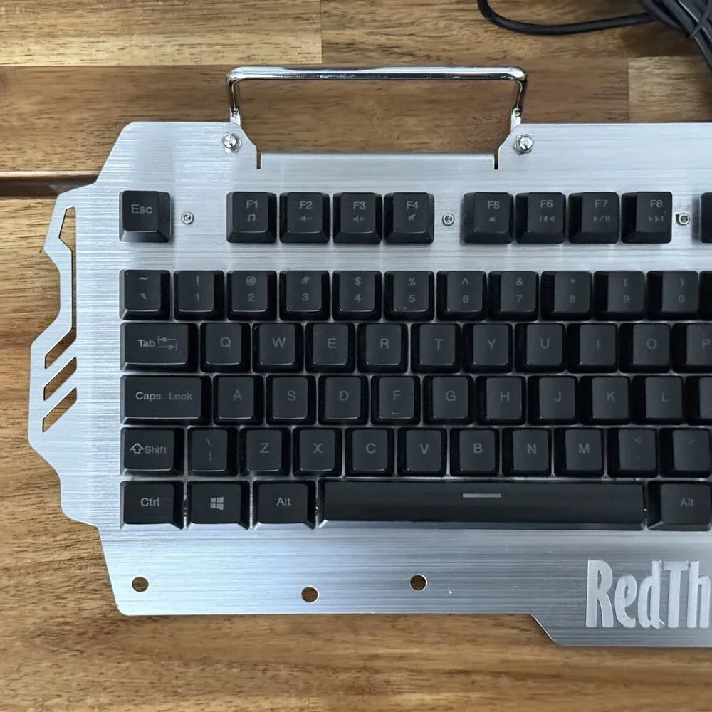 Red Thunder good preowned