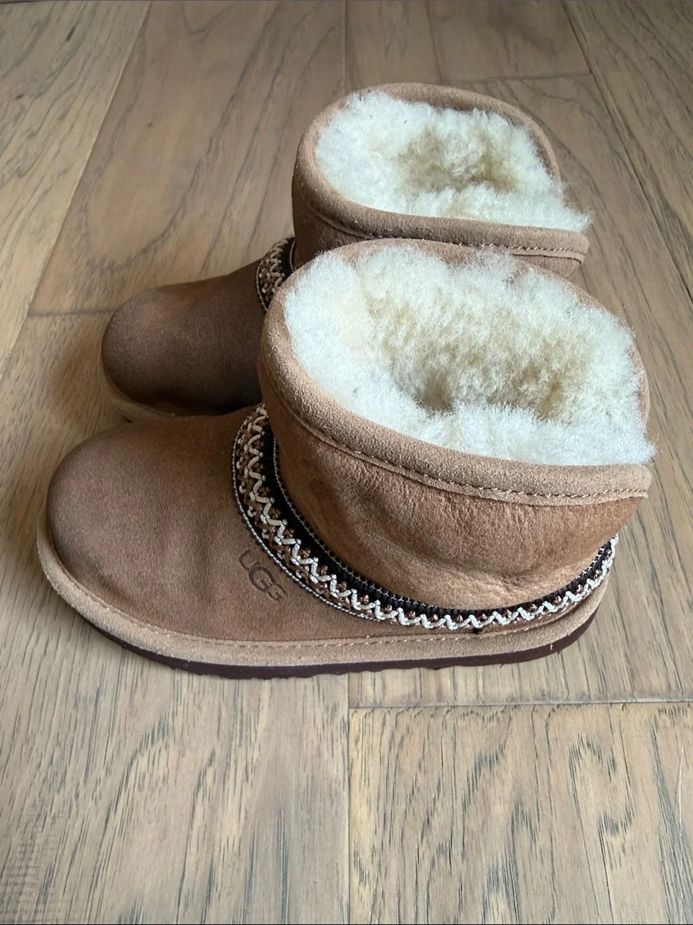 UGG classic height