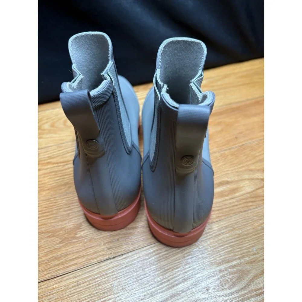 BOGS Holly Chelsea Rain Boots Women's 9 EU 40 Gray Pink  Waterproof Rubber