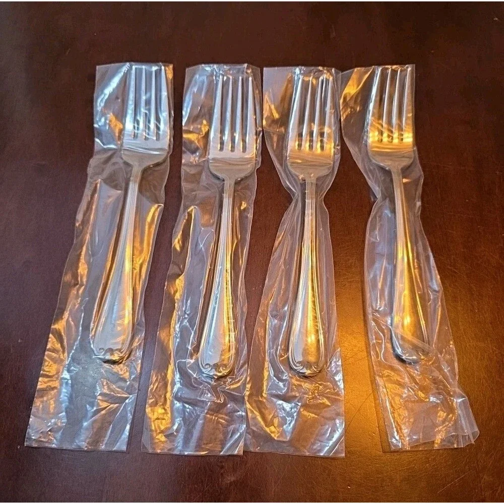 4 Salad Forks Reed & Barton COLBY 18/10 China Brand NEW 7 1/8